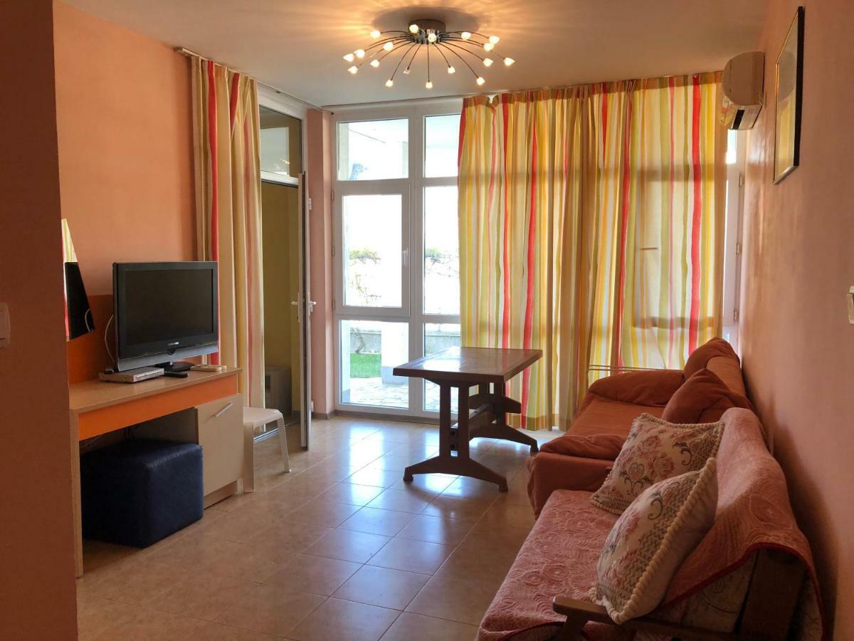 Elit 2 Apartment Сонячний Берег Екстер'єр фото